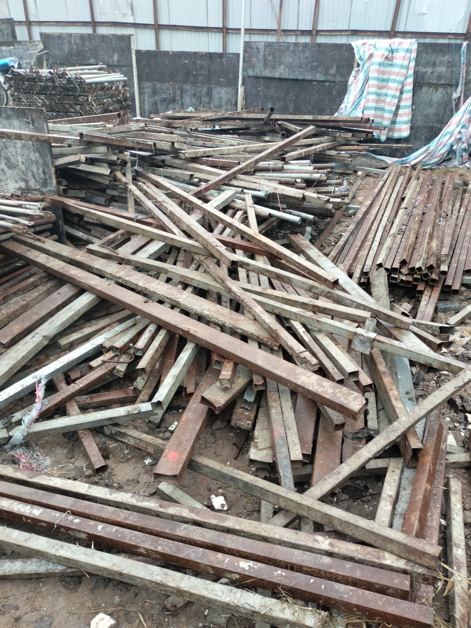 Thu mua phế liệu Sắt