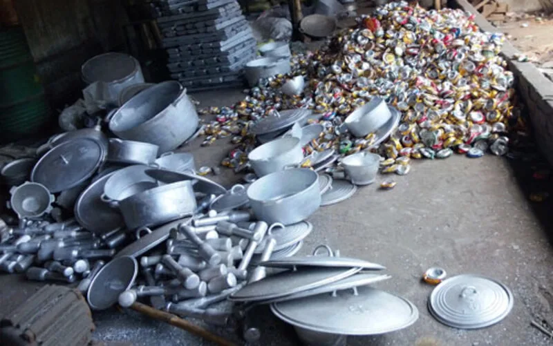 Nhôm đồ gia dụng như song nồi, chảo..v.v.